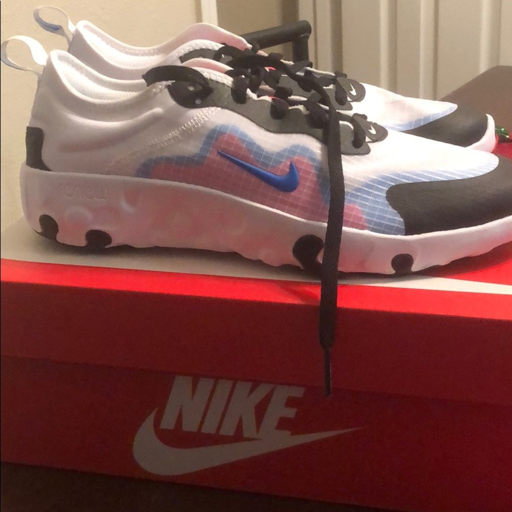 Nike Renew Lucent